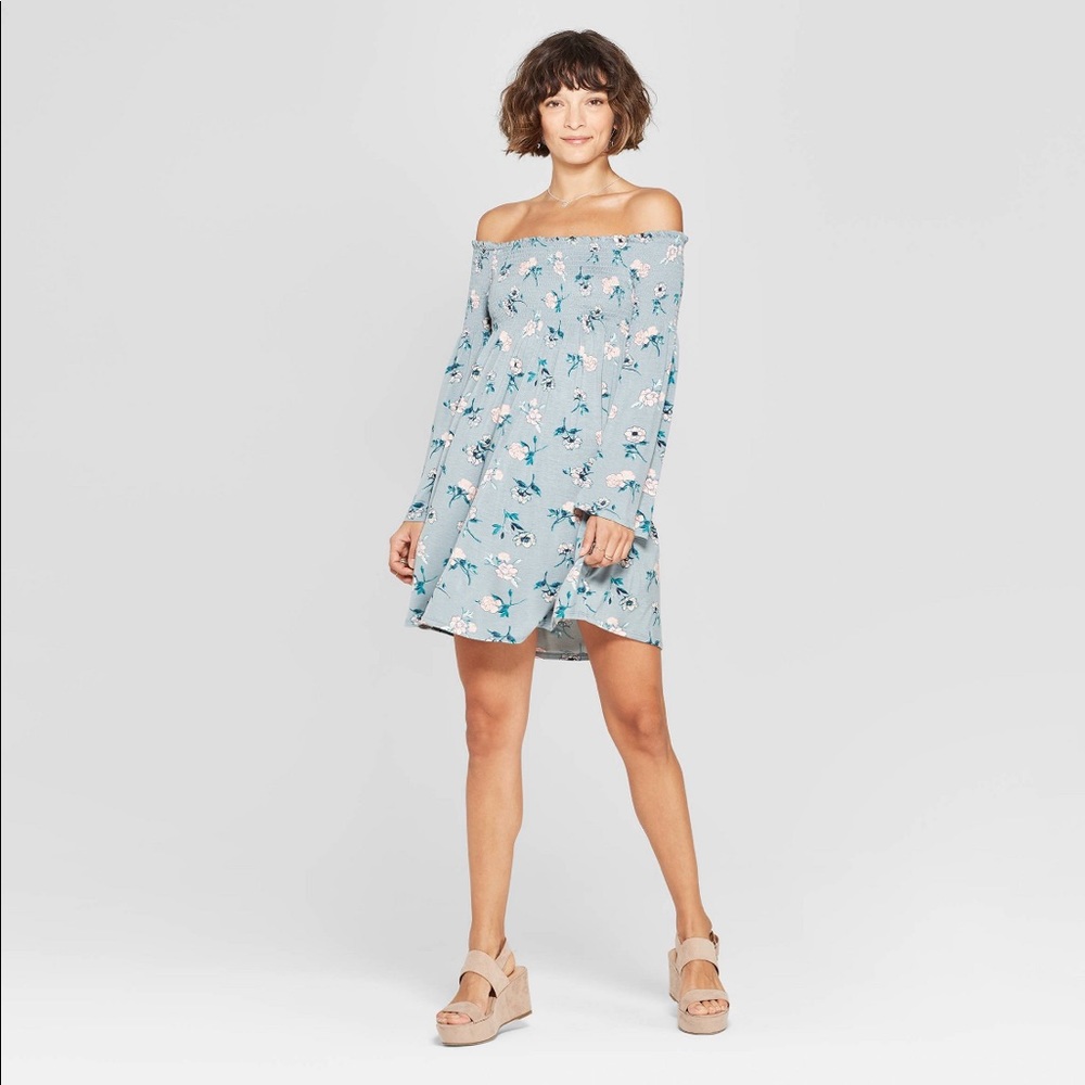 NWOT Off The Shoulder Dress